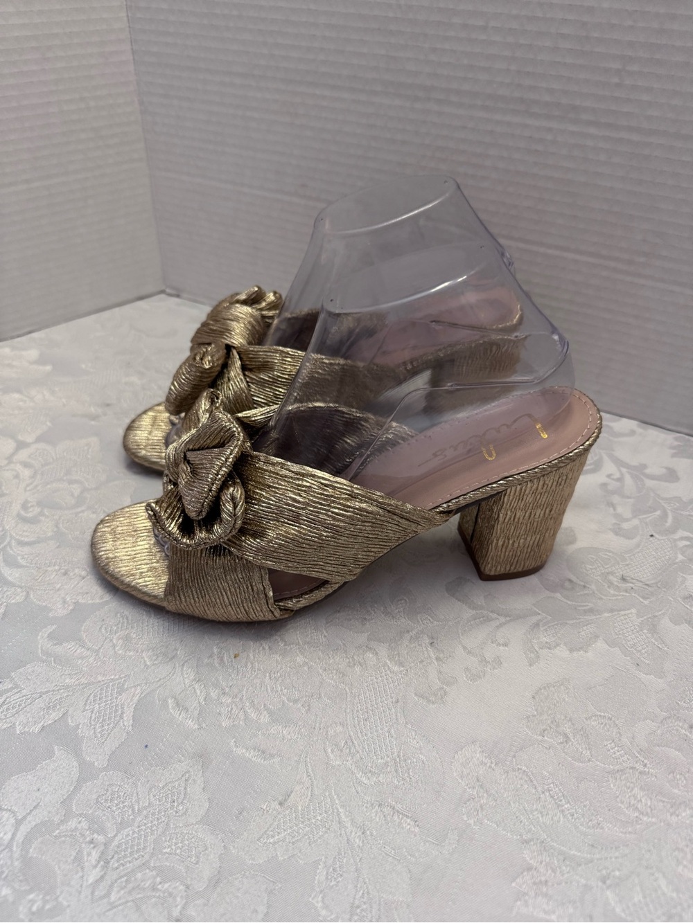 Lulus 8.5 Dorothea Gold Knotted High Heel Sandal Metallic Chic Block Heel